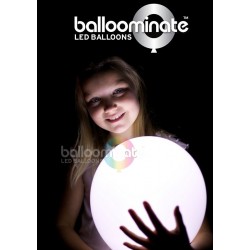 LED baloniem baltais