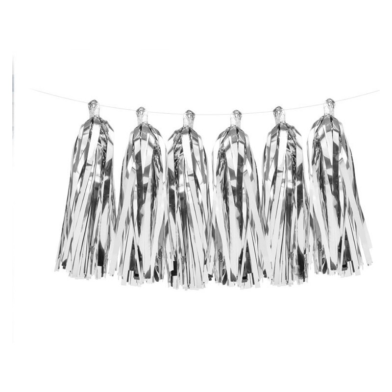 Pušķu virtene sudraba krāsā (1,5 m) 