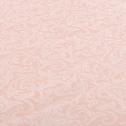 Spiestais plastikāts galdauts persika (rose gold) krāsā, izmērs 140 x 240 cm.