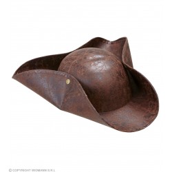 Pirata trijstūrenē zem ādas