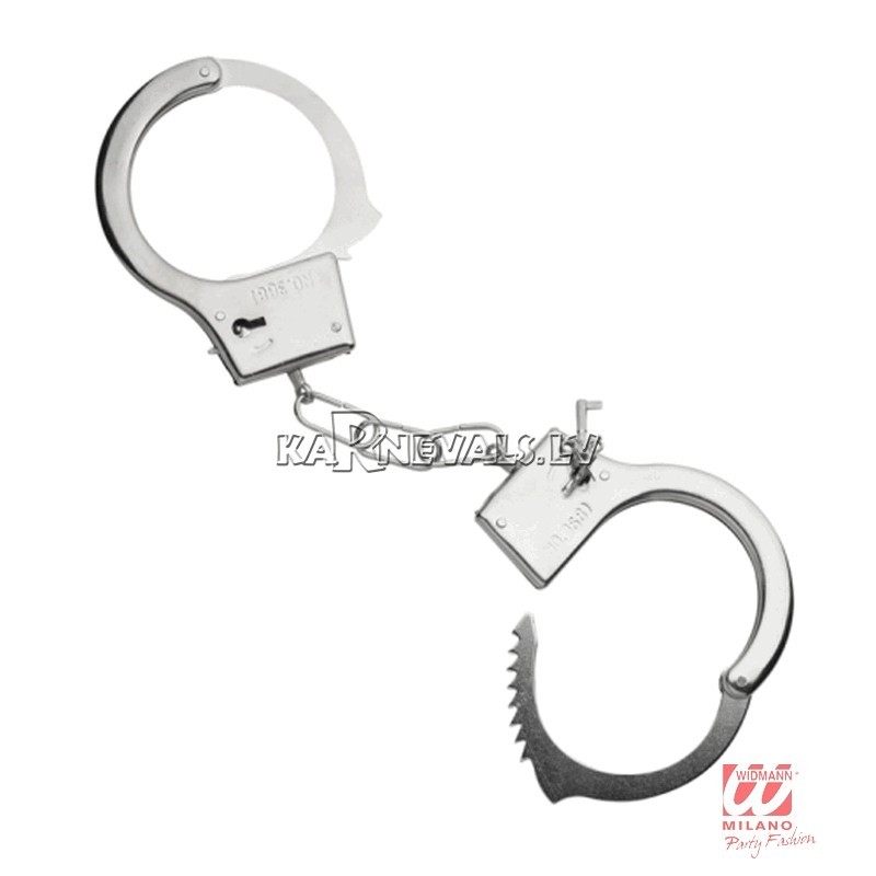 Metāla rokudzelži ar atslēgām.